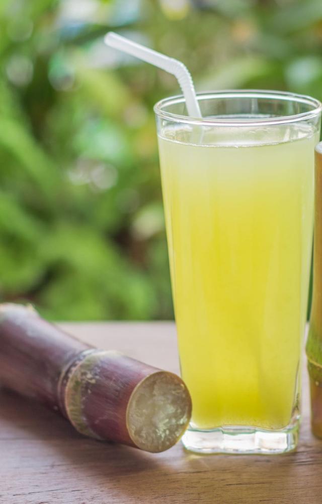7 Reasons to Drink Sugarcane Juice