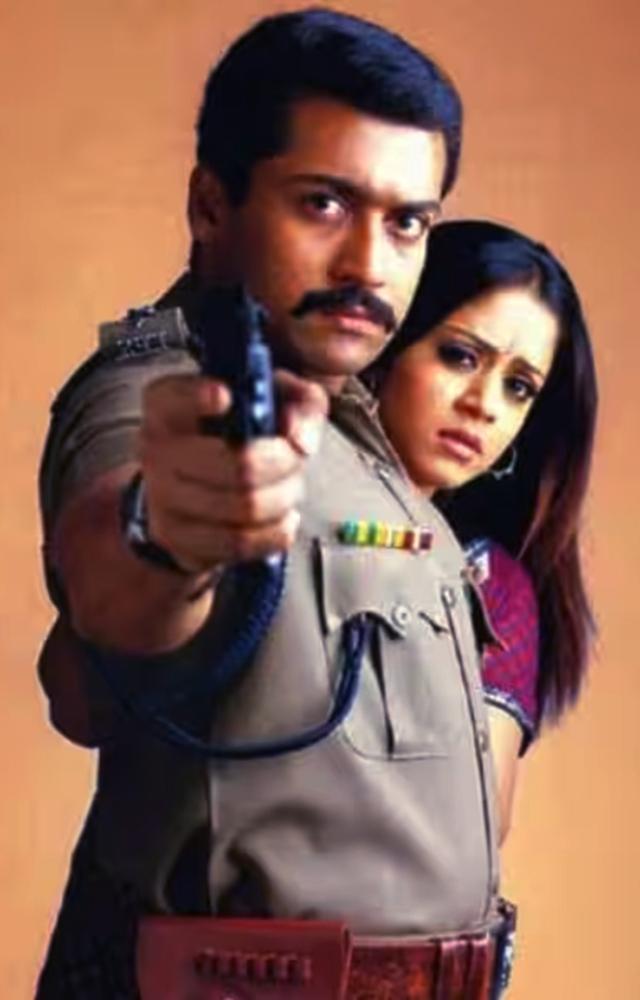 Gautham Menon`s Kaakha Kaakha, starring Suriya and Jyothika, was an intense cop drama that turned out to be a massive blockbuster.