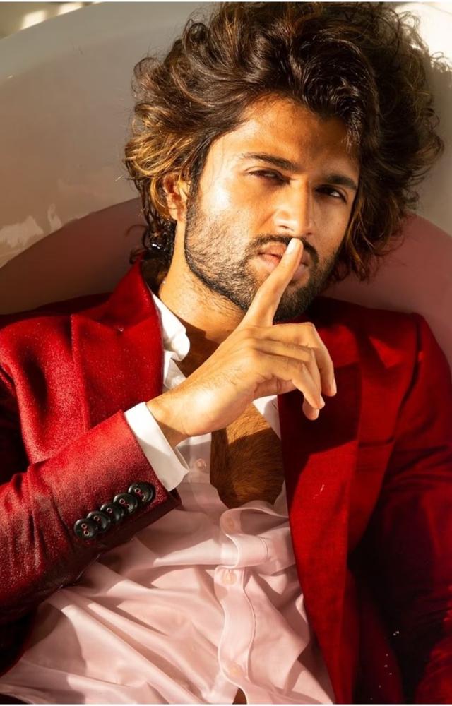 The “Arjun Reddy” star is a notable bachelor, with his charm and acting talent garnering him a huge fan base and admiration.