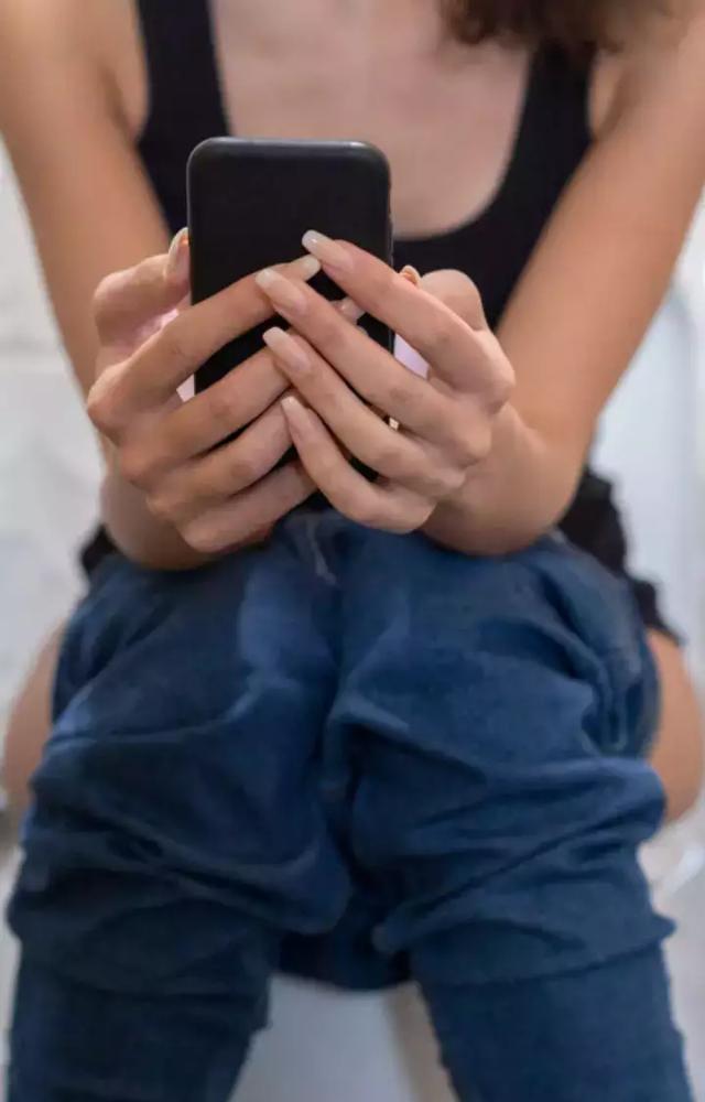 Why Bathroom Phone Use is Risky?