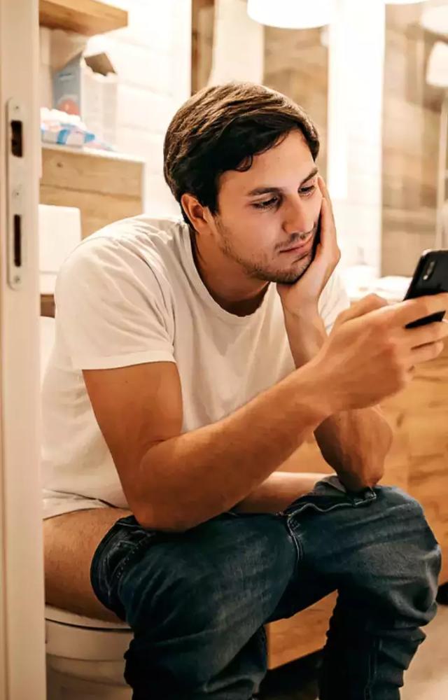 Focusing on the phone rather than on surroundings increases the risk of slipping and falling in wet areas.