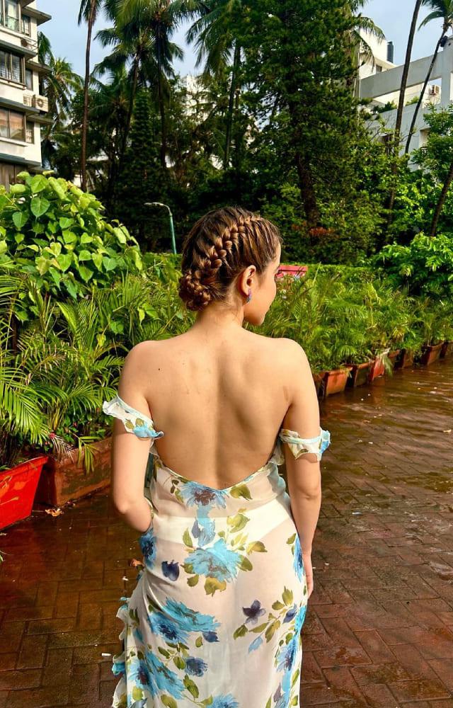 The diva, who is known to experiment with different hairstyles, has left her fans shocked and upset. However, they`re sure it`s just another fun filter.