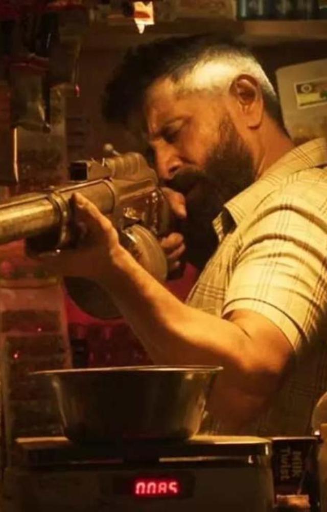 Each character, from the violent Kaali to the vengeful Arunagiri, is layered and driven by intense motivations.