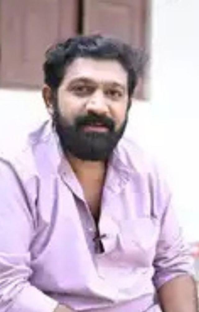 Born on September 7, 1994, in Palakkad, Kerala, Vishnu pursued a Bachelor of Science in Zoology. He also graduated in acting from the National School of Drama.