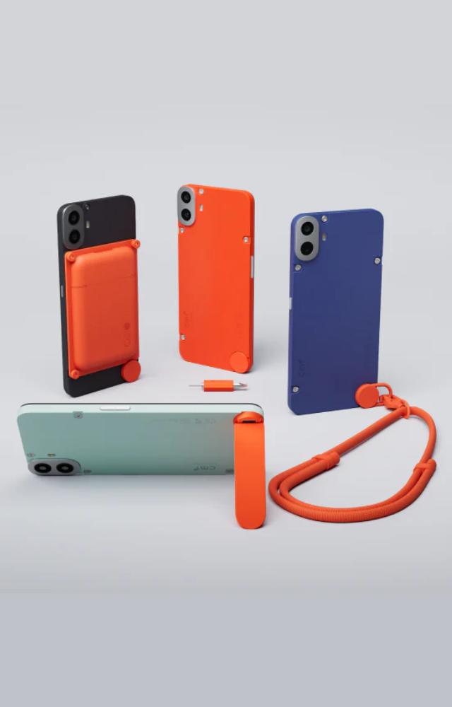 A powerful processor, sleek design, interchangeable back cover, accessory point with removable cover, and IP52 rating for dust and water