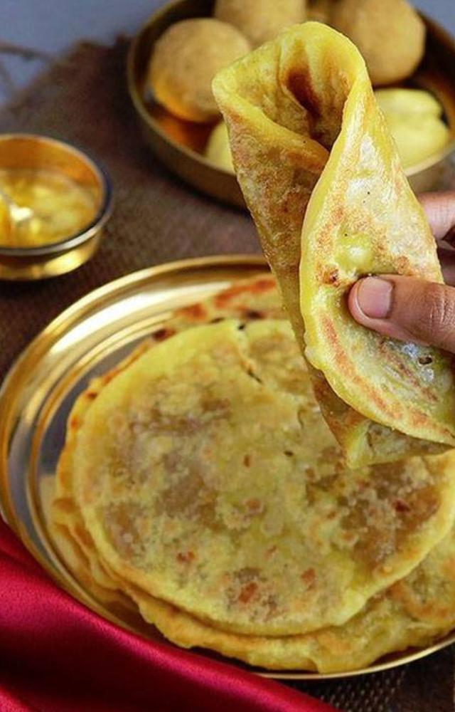 During Gudi Padwa, the Maharashtrian New Year, traditional Maharashtrian dishes such as 'Puran Poli' are commonly prepared