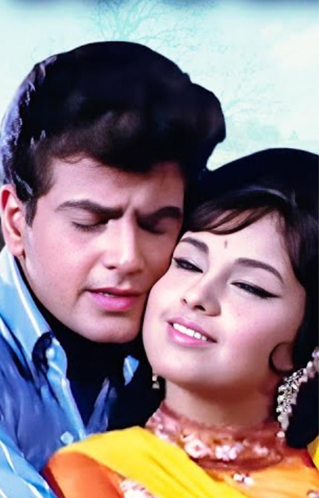 'Humjoli' is a legendary Bollywood movie that was produced and directed by Prasan Kapoor and Ramanna in 1970. Pran, Jeetendra, and Leena Chandavarkar