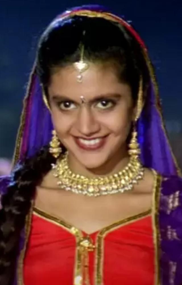 Mandira Bedi portrayed Preeti Singh in 'Dilwale Dulhania Le Jayenge,' and the actress grabbed attention with her acting and gorgeous looks.