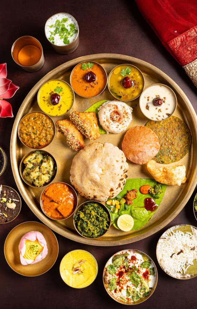 With more than 5,000 reviews and a rating of 4.1 stars, foodies will find their paradise at this Inorbit Mall location on New Link Road in Malad West