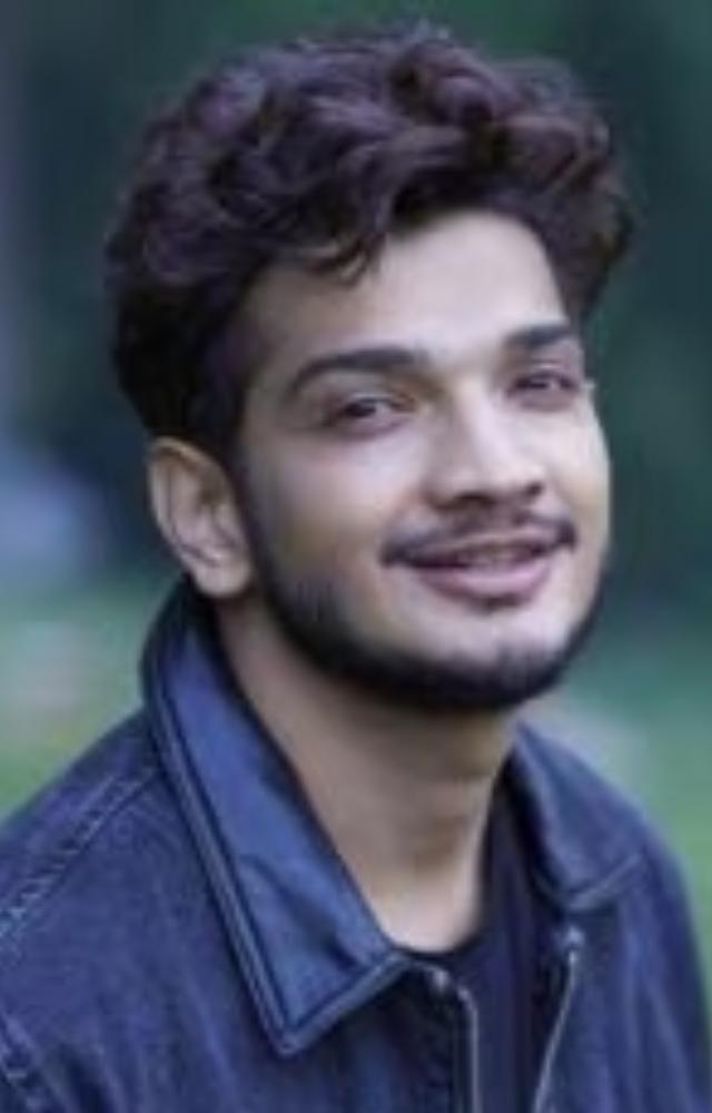 A night of joy as Bigg Boss Season 17`s grand finale sees Munawar Faruqui emerge victorious.