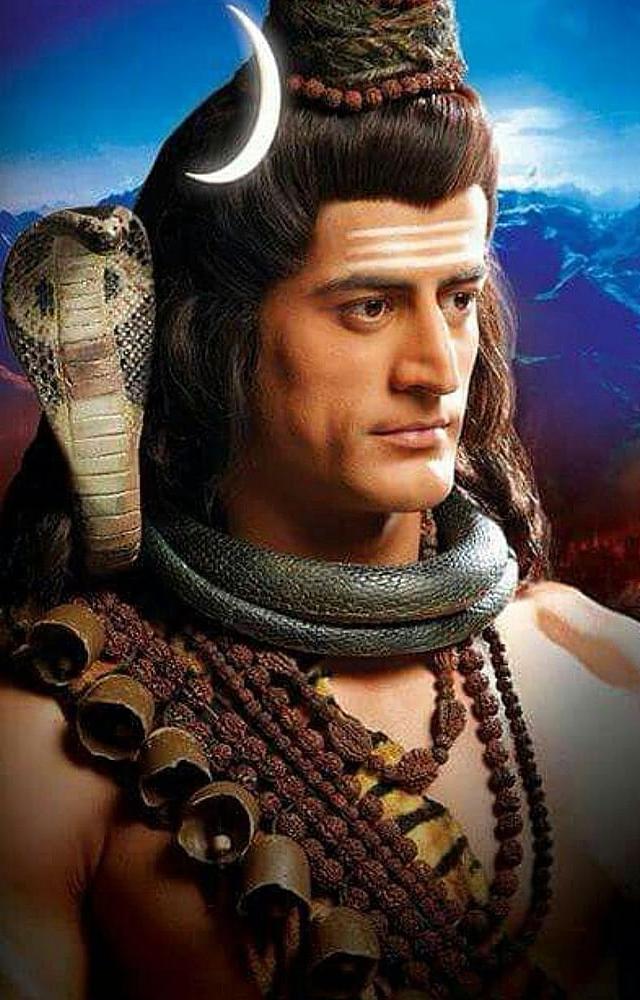 A captivating depiction of Lord Shiva`s complex life that skillfully combines devotion and myth.
