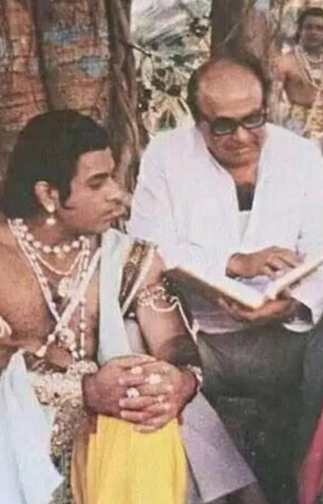 The first episode of Ramayana, lasting approximately 1 hour, was filmed over a span of 15 days.