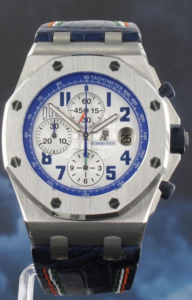 Sachin Tendulkar indeed owns a collection of watches, and one notable piece is the Audemars Piguet Royal Oak GMT