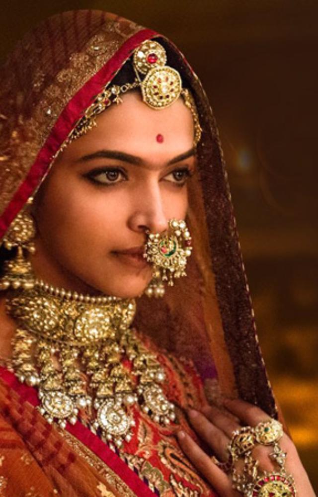  The epic saga of Queen Padmavati`s valor and beauty, caught in the midst of political intrigue and warfare, captures the essence of honor and sacrifice