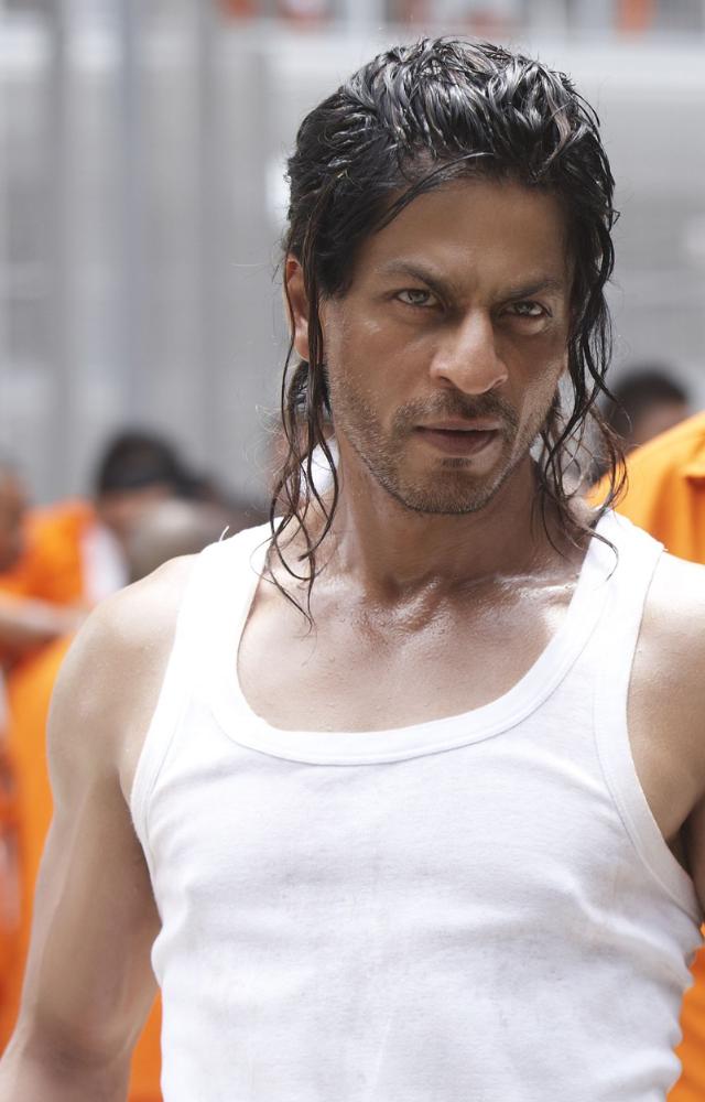 Don Apne Doston Ka Haal Pooche Na Pooche … Apne Dushmano Ki Khabar Hamesha Rakhta Hai (from the movie Don 2)
