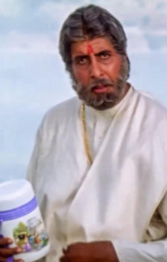 Sooryavansh ek aag hai ... ismein doston ke liye jitni jyoti hai ... dushmano ke liye utni hi jwala