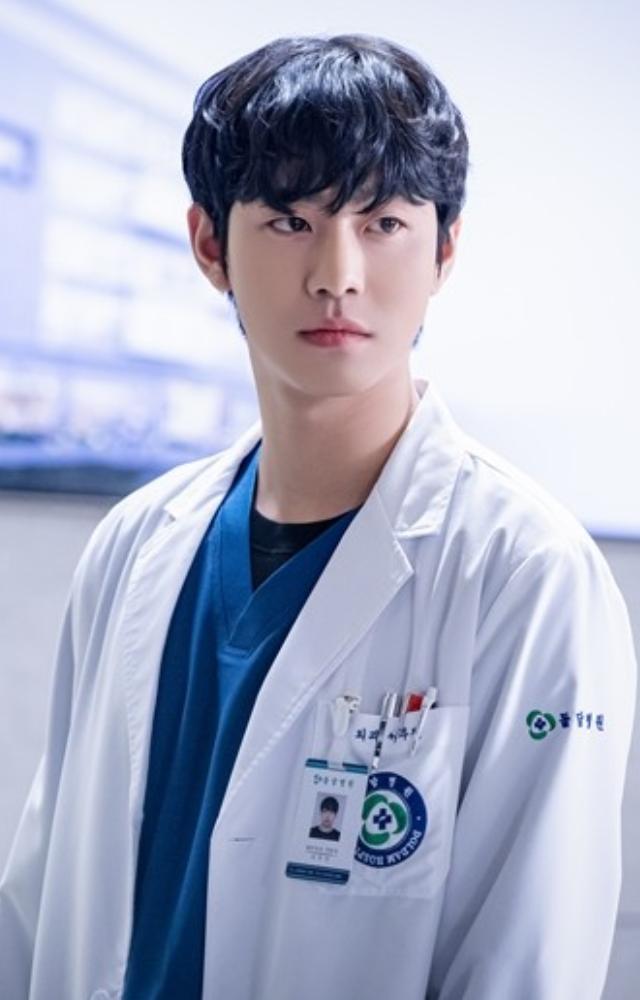 Watch him shine as a talented doctor navigating pressure, passion, and purpose in this gripping medical drama.