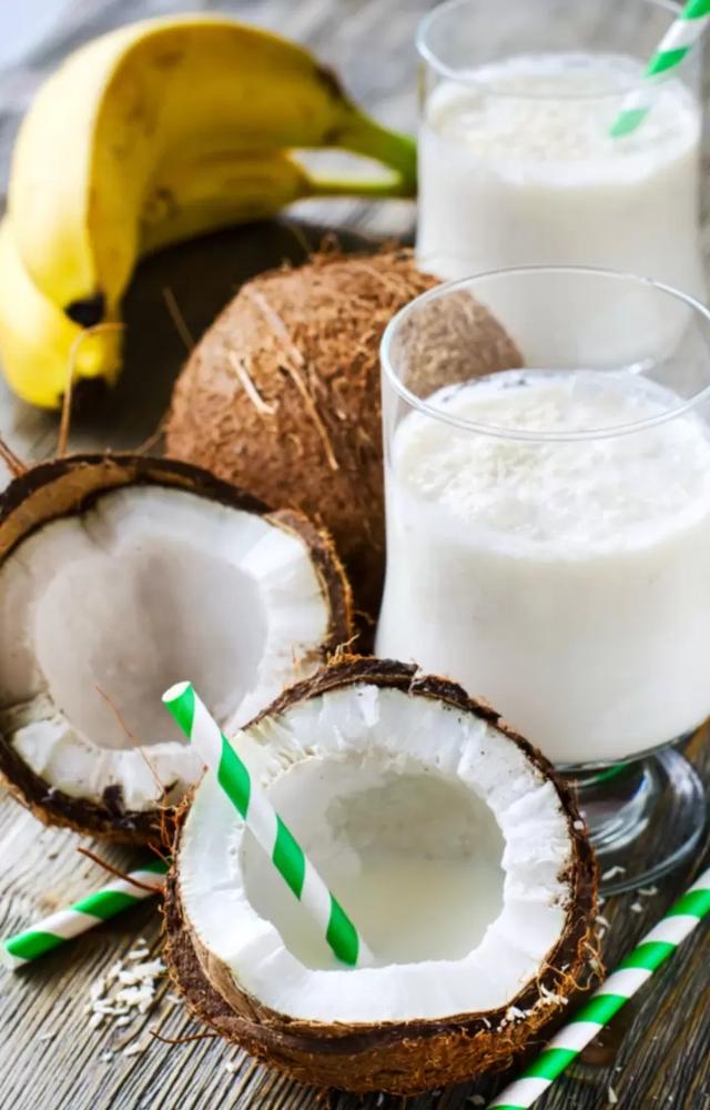 This tropical blend softens rough texture while restoring lost moisture. A must-try for dull, damaged hair.