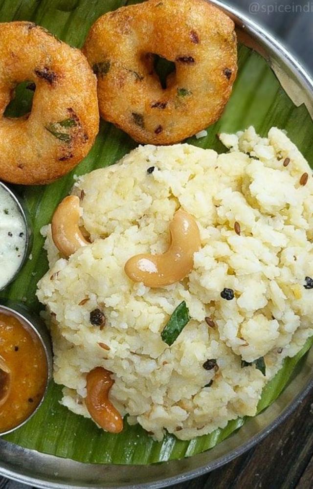 A savory rice and lentil dish tempered with ghee, pepper, and cumin—a soul-soothing start to your day.