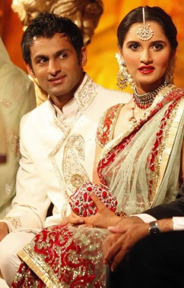 The Pakistani cricketer and Indian tennis star’s cross-border love story captivated fans. A union of two sporting legends!
