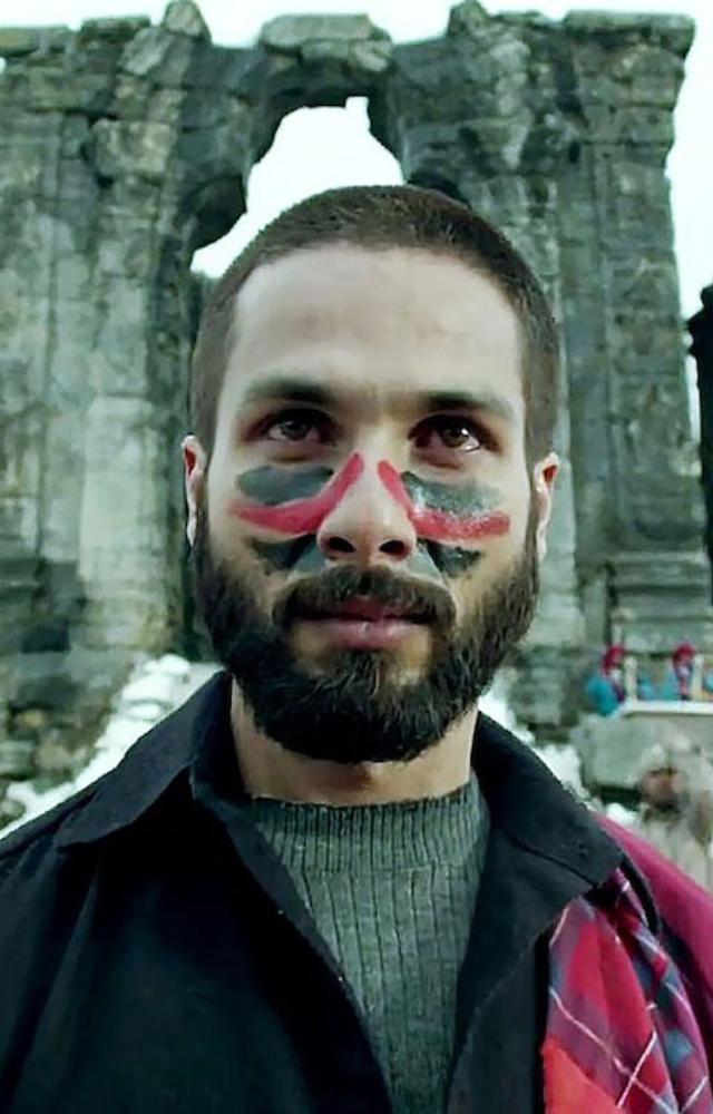 In Vishal Bhardwaj’s Haider, Shahid Kapoor delivered a stellar performance, earning critical acclaim for this intense adaptation of Hamlet.