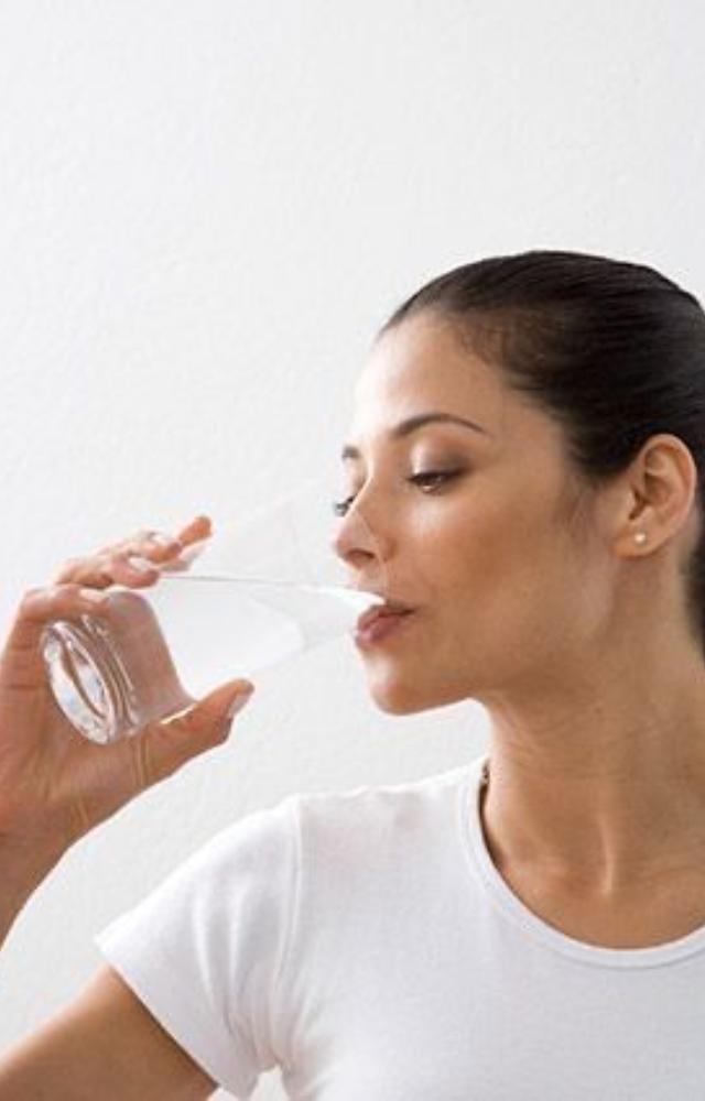Drinking warm water with lemon in the morning boosts metabolism and flushes out toxins.
