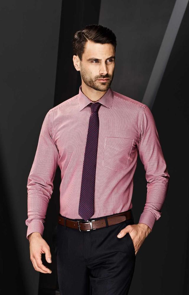 Master the art of the French tuck for a polished look. It instantly adds shape and elevates any casual outfit.