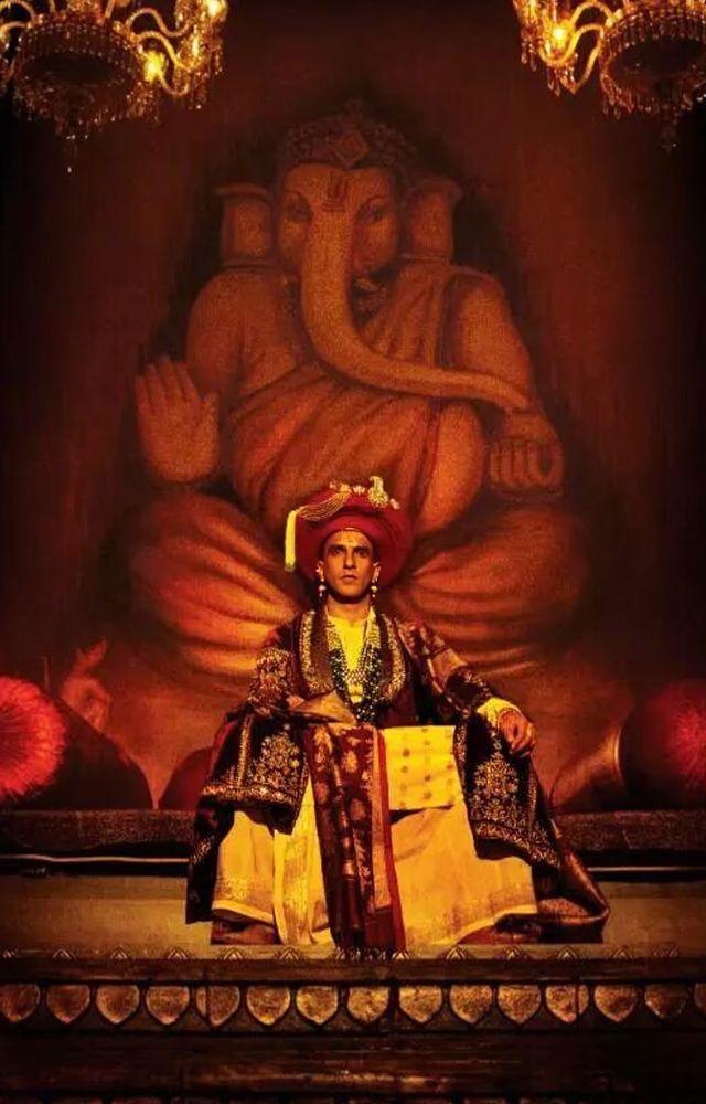 Experience the spiritual fervor of “Gajanana” from Bajirao Mastani, a soulful tribute to Lord Ganesha blending traditional sounds with contemporary rhythms.
