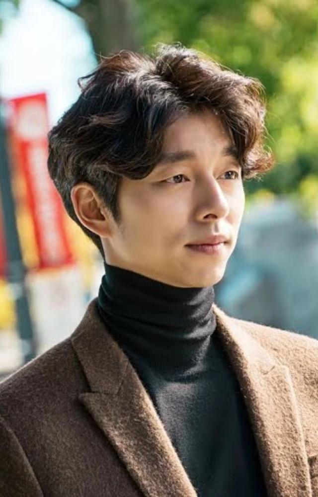 A tale of an immortal goblin and his fated bride, this fantasy drama mixes humor and heartbreak effortlessly.