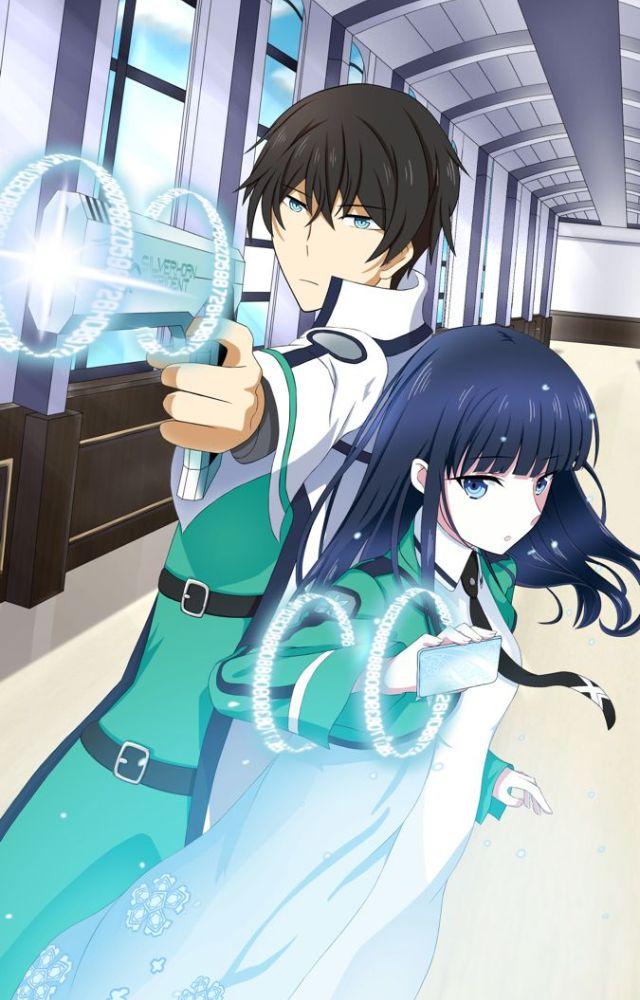 Though enrolled in a low-tier class, Tatsuya is a hidden prodigy with unmatched magical and technical abilities, concealed for military secrecy.

