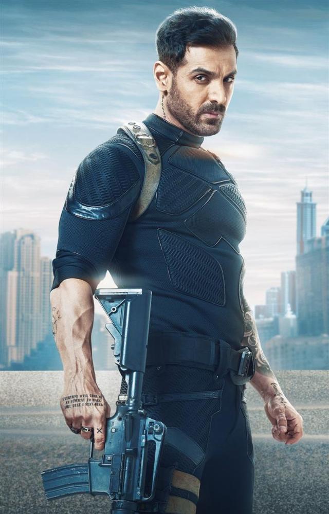 John Abraham’s intense role in this high-octane action thriller left audiences stunned. His villainous avatar was a major highlight!