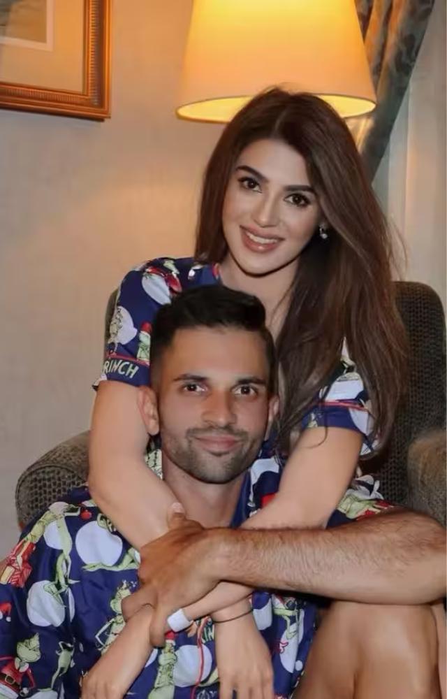 Keshav Maharaj is married to Lerisha Munsamy, a talented Kathak dancer. Their love story is truly inspiring.