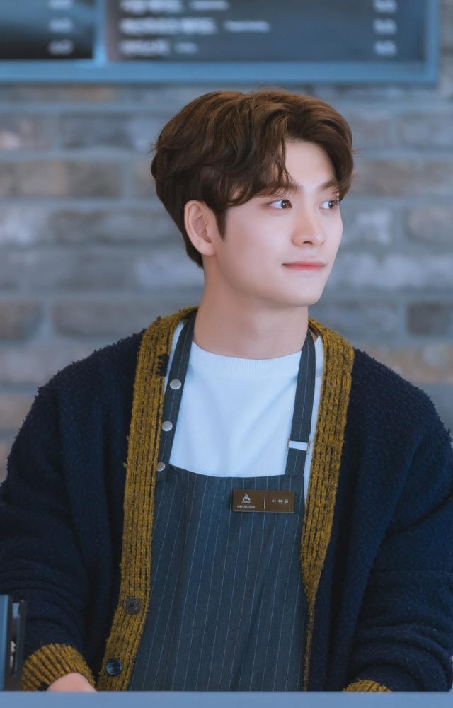In this fantasy romance, Kang Tae-oh adds depth to the story with his supporting role, leaving a lasting impression.