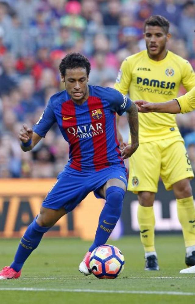 Neymar’s mesmerizing footwork and dazzling dribbles have left defenders stunned throughout his career.