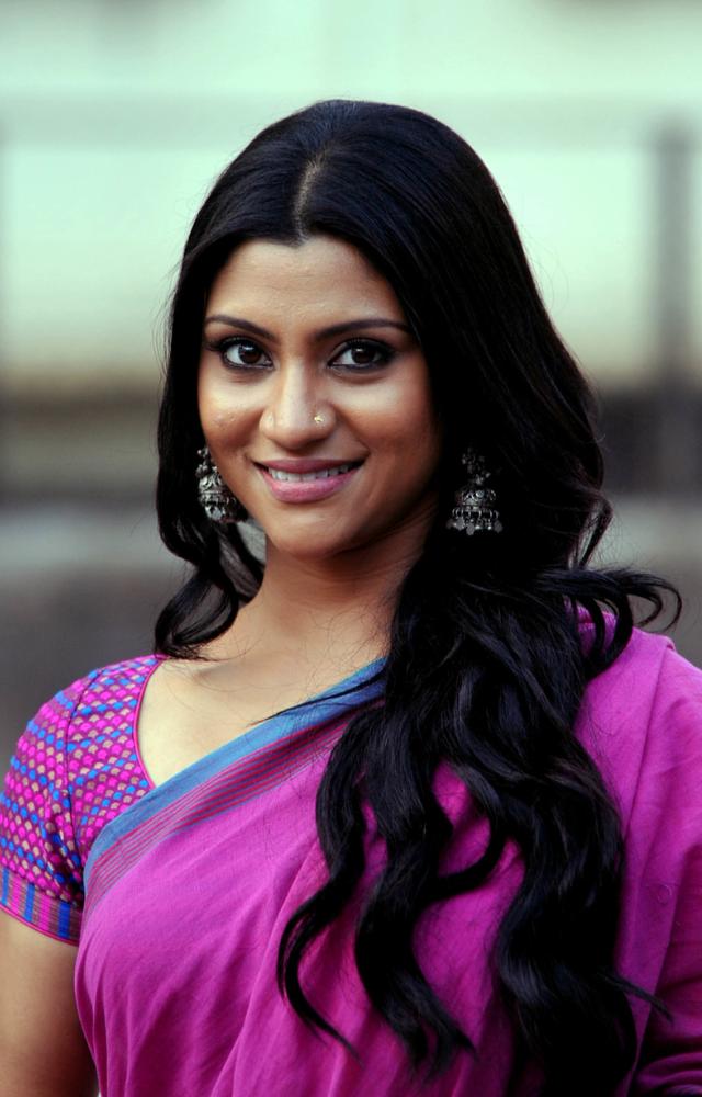 Known for her versatile performances, Konkona has carved her own path, proving that talent reigns above all.