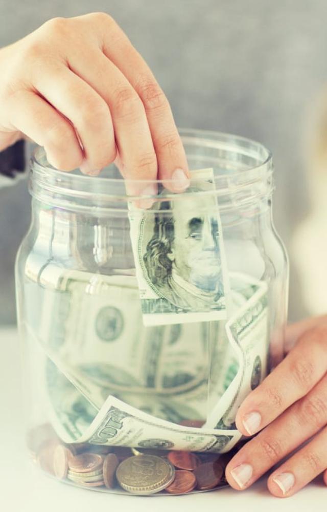 Set a budget and stick to it to achieve financial stability in the new year.