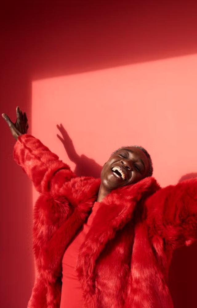Wearing red clothing or undergarments on New Year’s Eve is thought to attract love and passion in the coming year.