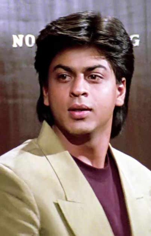 Shah Rukh Khan delivers an unforgettable performance as an obsessive lover willing to go to any extent.