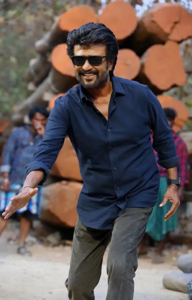 Rajinikanth`s Iconic Movie Styles