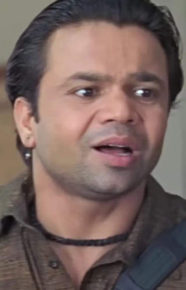 Playing a comical version of himself, Rajpal’s performance in Bhagam Bhag was a highlight, adding to the chaos with his comedic flair.