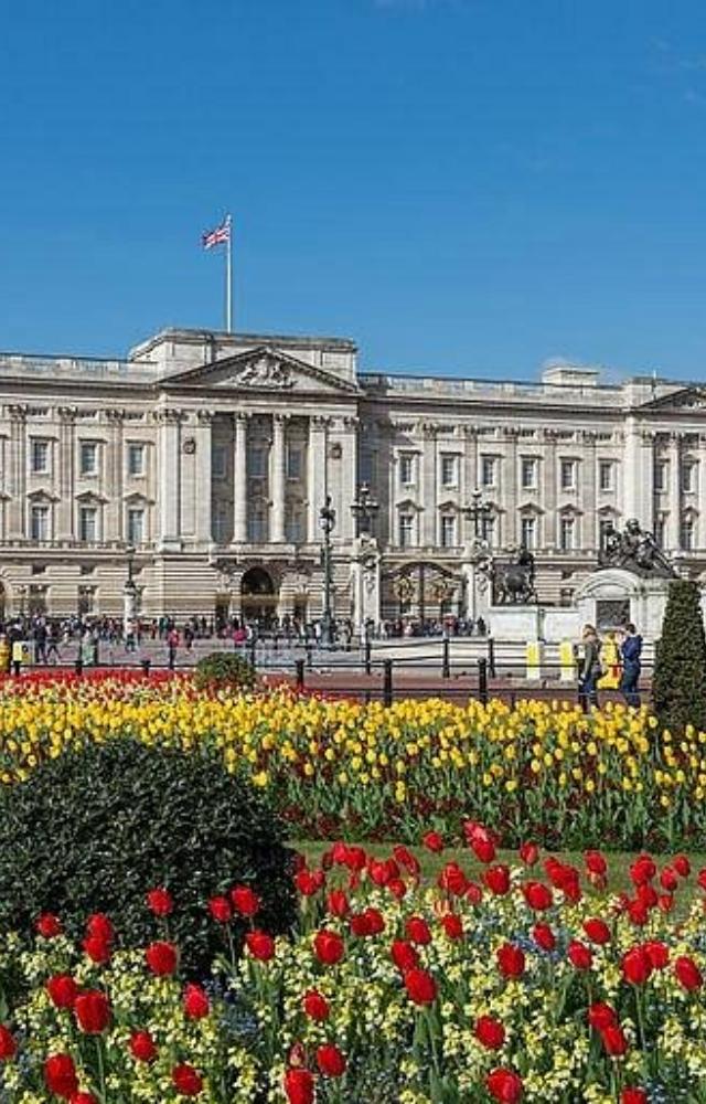 The iconic residence of the British royal family, valued at billions, remains the world’s most expensive home.