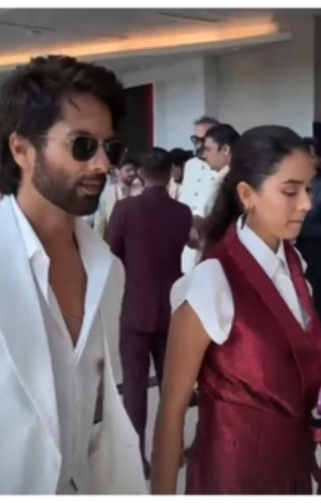 The couple brought glam and grace, making a picture-perfect appearance together.