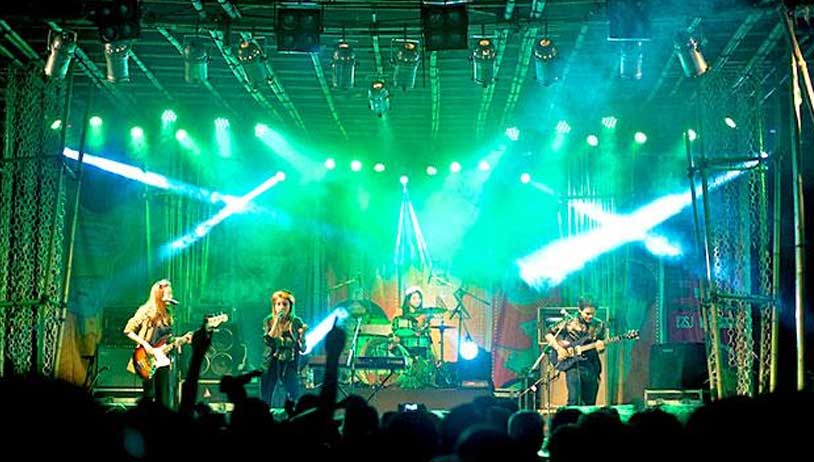 10 Indietronica artists who are crowd favourites!