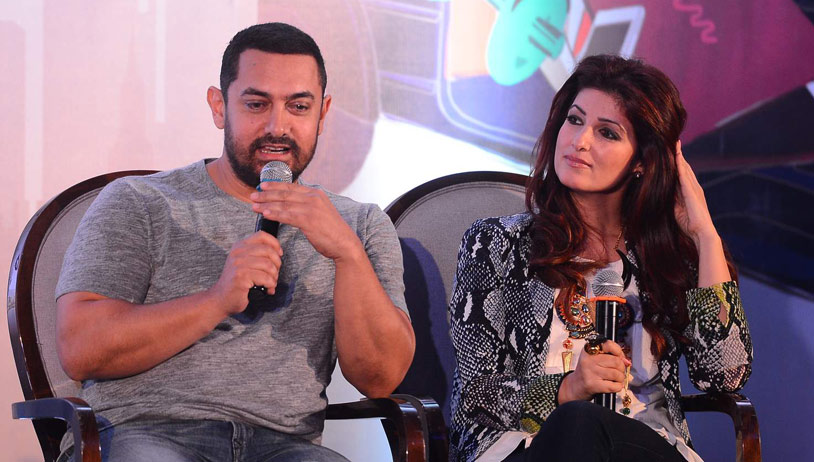 Twinkle Khanna unveils her book Mrs. Funnybones with Akshay, Dimple & Aamir