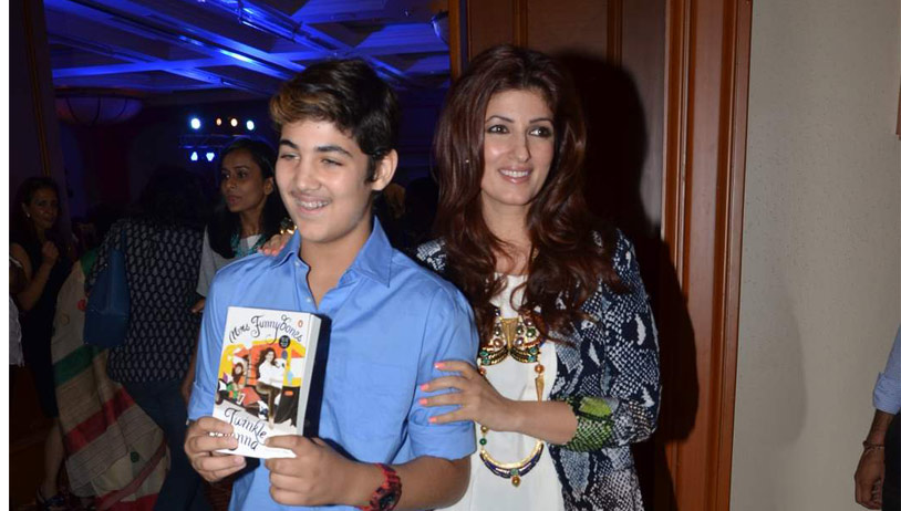 Twinkle Khanna unveils her book Mrs. Funnybones with Akshay, Dimple & Aamir