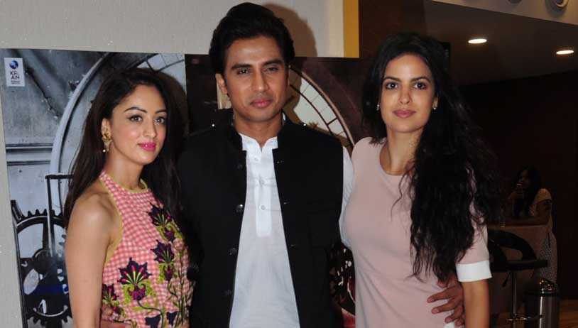 Snapped: Team 7 Hours To Go Promote Film