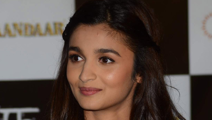 Alia Bhatt, Shahid Kapoor launch Shaandaar trailer