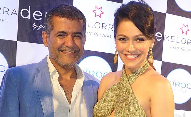 AD Singh and Waluscha DSouza