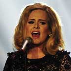Adele offers to be `surrogate` mother to gay couple