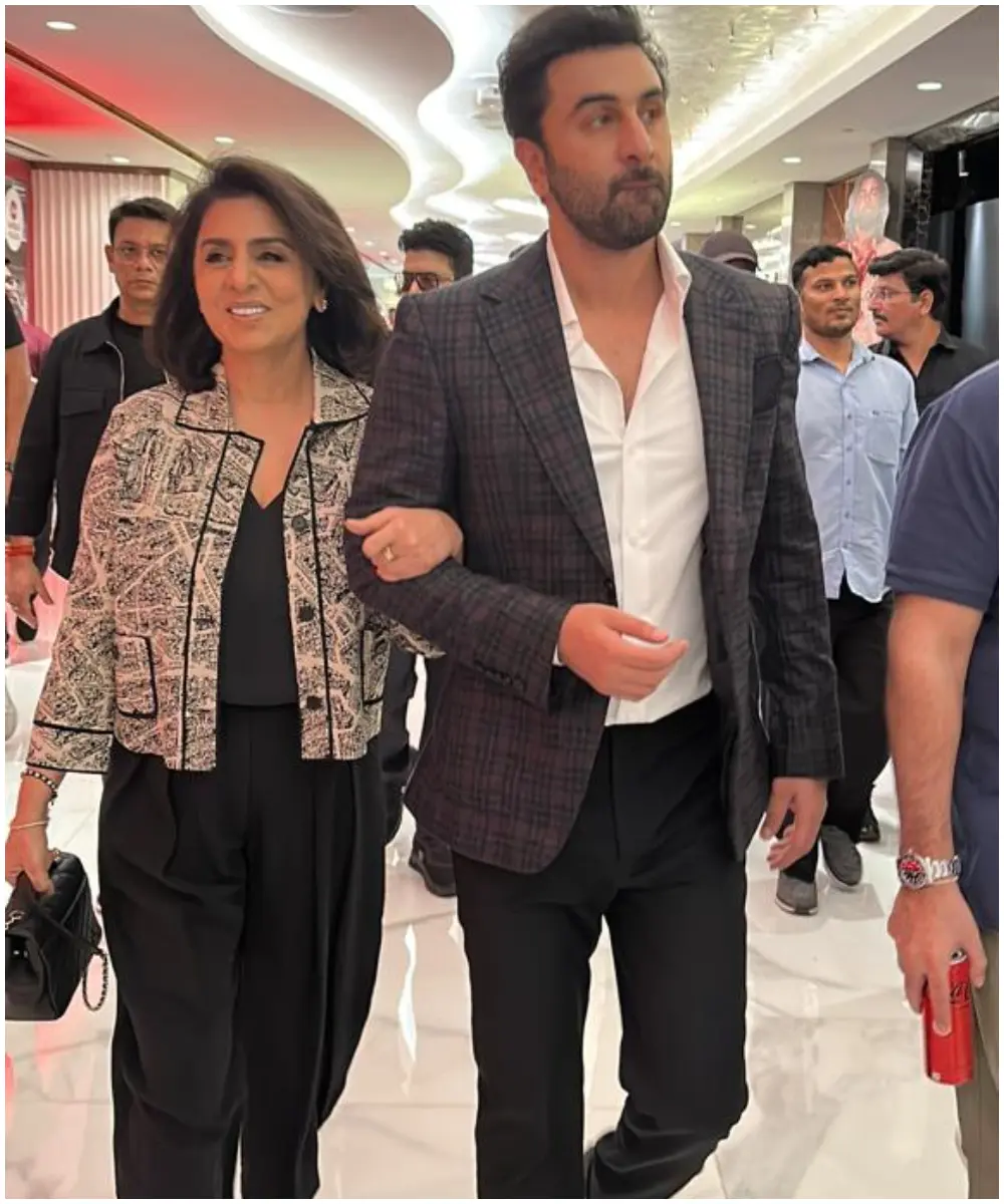 Neetu Kapoor came arm-in-arm with son Ranbir Kapoor at the premiere of Animal
